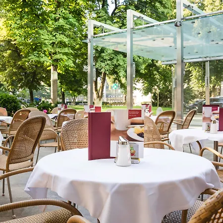 Szálloda Schillerpark Linz, A Member Of Radisson Individuals 4*