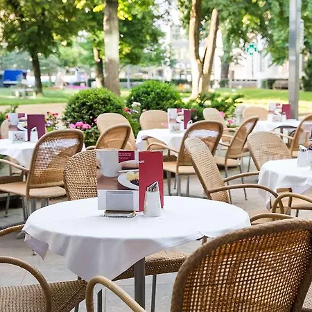 Schillerpark Linz, A Member Of Radisson Individuals 4* Λιντς