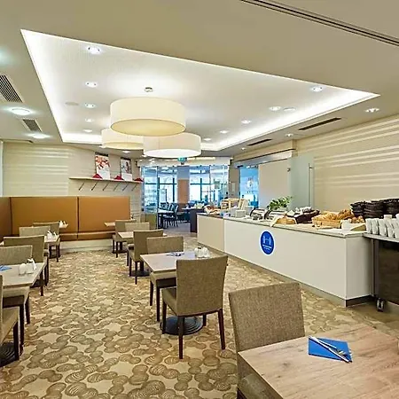 Szálloda Schillerpark Linz, A Member Of Radisson Individuals 4*